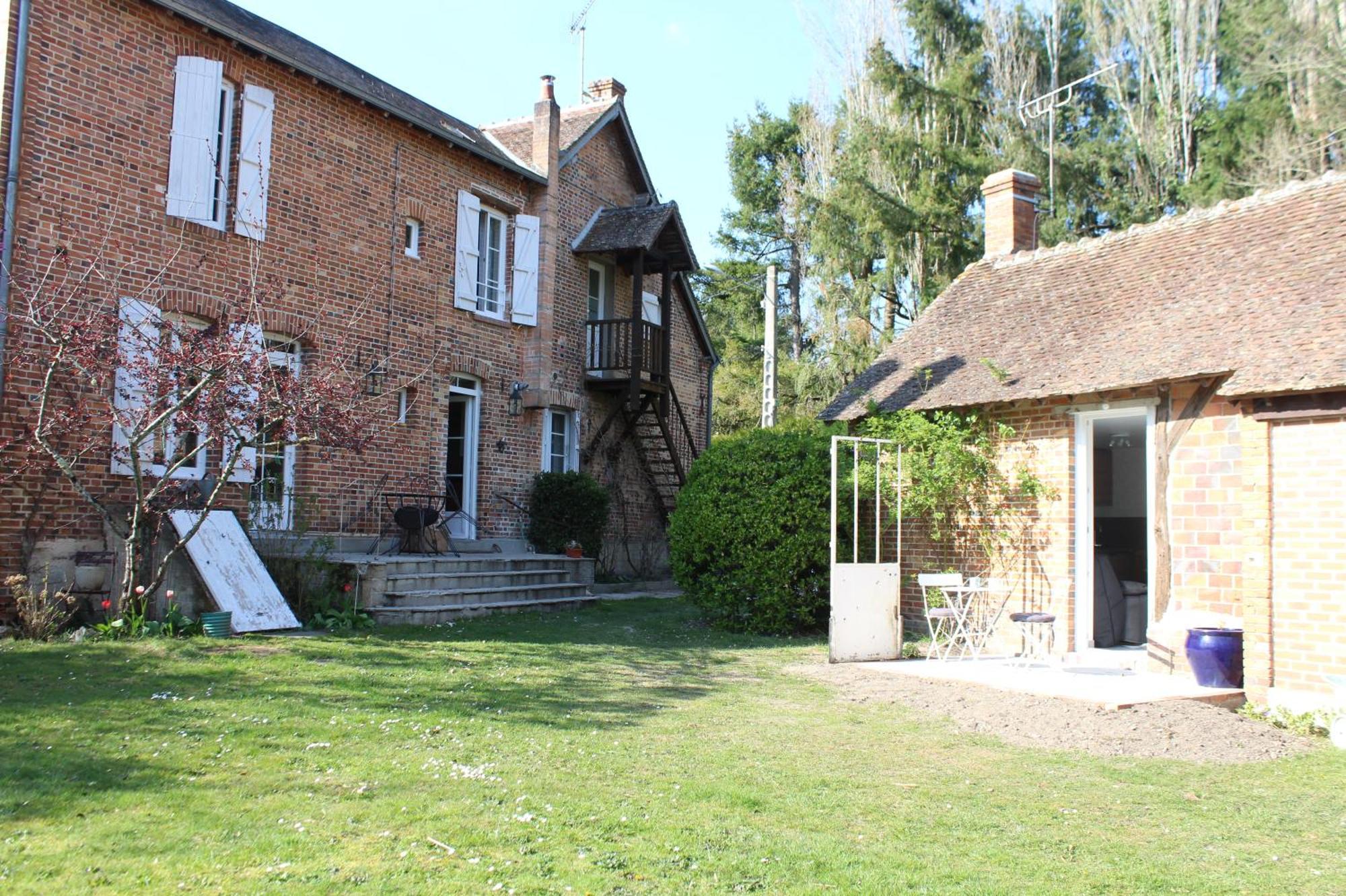Chez Santia Villa Brinon-sur-Sauldre ภายนอก รูปภาพ